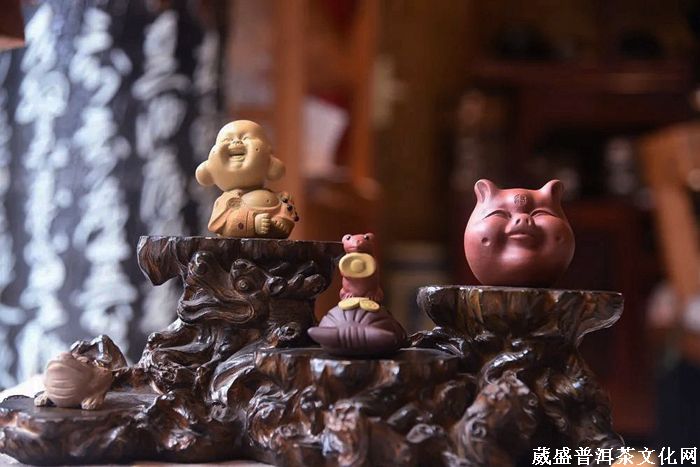 茶寵，小玩意、大講究！茶桌上最具靈魂的擺件。